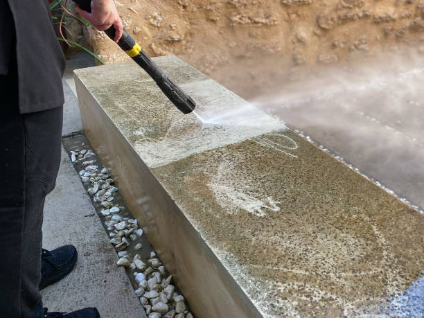 Why Choose Our Certified Pressure Washing Experts for Your Project Needs in Benld, IL?